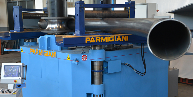pipe rolling machine for steel pipes bending